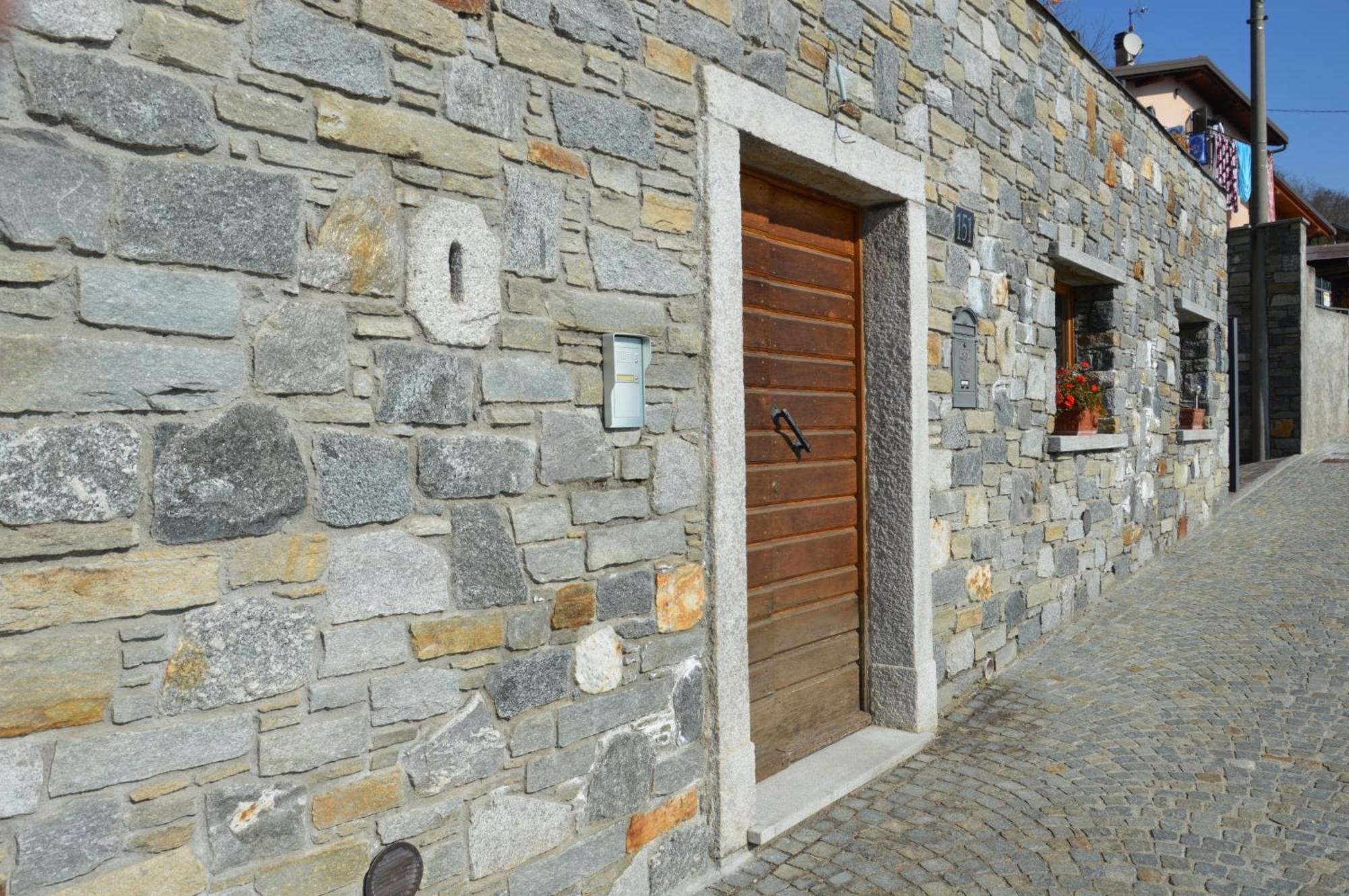 Casa Carmen Apartment Lake Como Dongo Εξωτερικό φωτογραφία